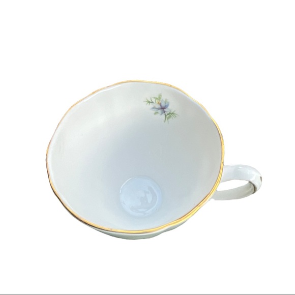 Vintage Colclough Made in England Blue Flower with gold trim tea cup and Saucer - Picture 3 of 5